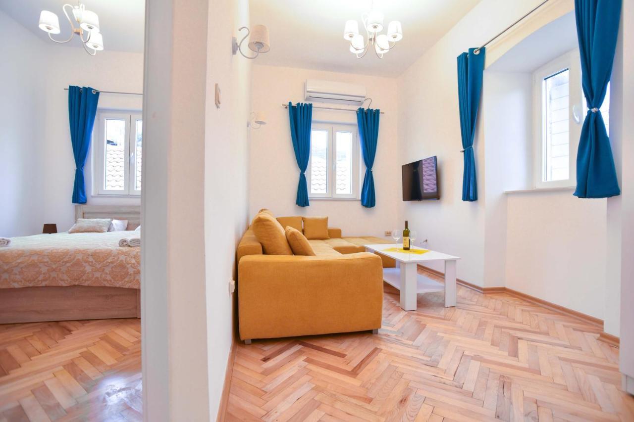 Yugoslavia Apartment Budva Buitenkant foto